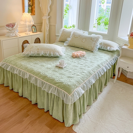 91家纺网 家纺一手货源 找家纺 网红馆（ck家纺） 2025新款雕花绒床裙三件套-浪漫印记 浪漫印记-浅绿