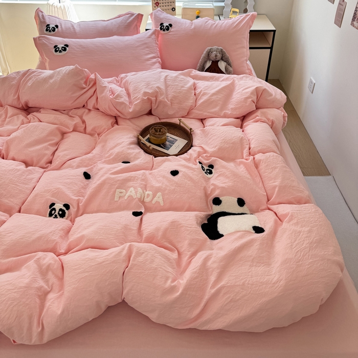 91家纺网 家纺一手货源 找家纺 布可家纺 2025新款水洗棉毛巾绣四件套 熊猫嘟嘟-玉