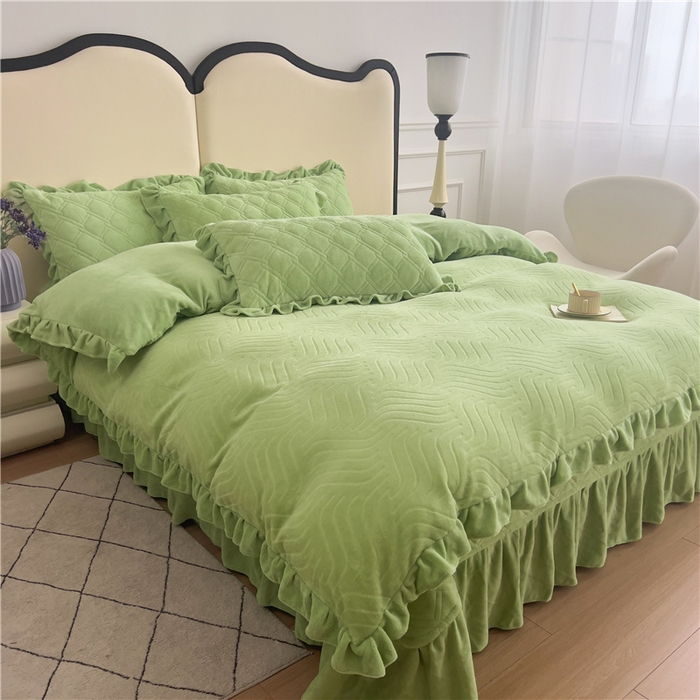 91家纺网 家纺一手货源 找家纺 十个点家纺 2024新款牛奶绒夹棉床盖四件套-唯美系列 唯美-果绿