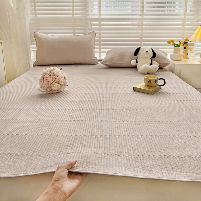 91家纺网 家纺一手货源 找家纺 羽爱2024新款全棉直角纯色床盖床垫 香槟色