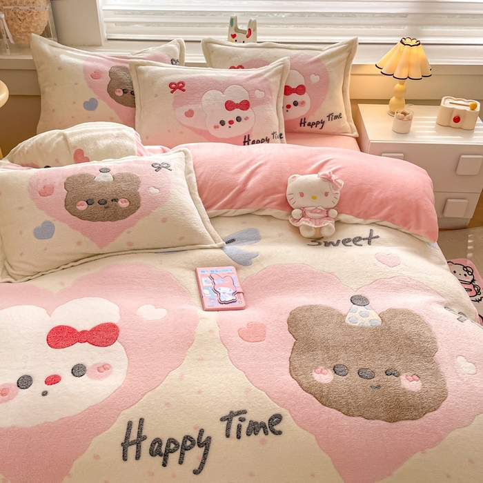 91家纺网 家纺一手货源 找家纺 川悦生活 2024新款大版雪花绒四件套-风格二 萌趣宝贝