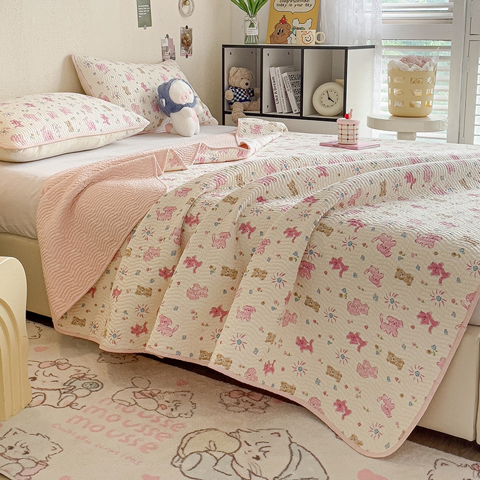 91家纺网 家纺一手货源 找家纺 羽爱家纺 2025全棉13372新疆棉花床盖四件套 粉色花火