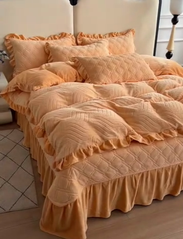 91家纺网 家纺一手货源 找家纺 十个点家纺 2024新款牛奶绒夹棉床盖四件套-唯美系列 唯美-秋桔