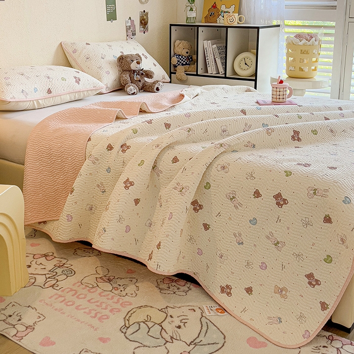 91家纺网 家纺一手货源 找家纺 羽爱家纺 2025全棉13372新疆棉花床盖四件套 兔兔熊