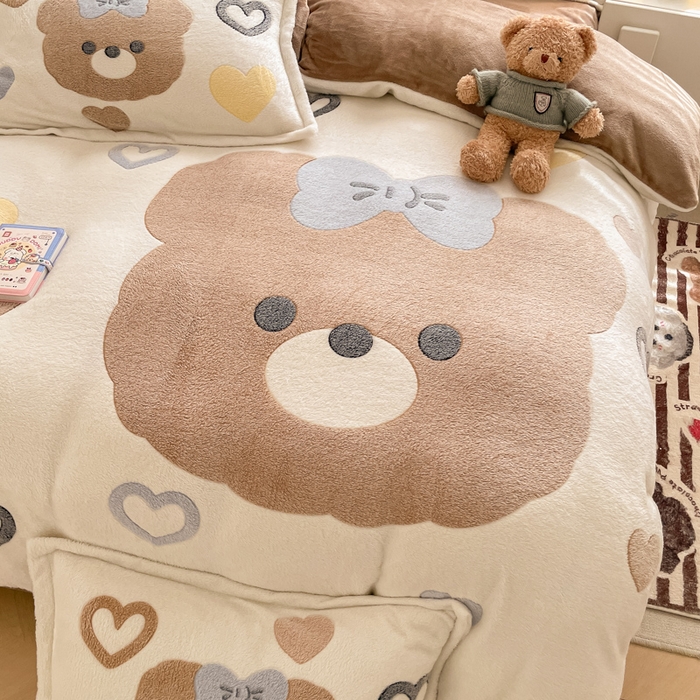 91家纺网 家纺一手货源 找家纺 川悦生活 2024新款大版雪花绒四件套-风格二 好运熊宝