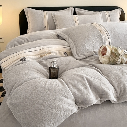 91家纺网 家纺一手货源 找家纺 （总）慕木家纺 2025新款A类高克重华夫格立体剪花花绒牛奶绒被套四件套-罗马假日