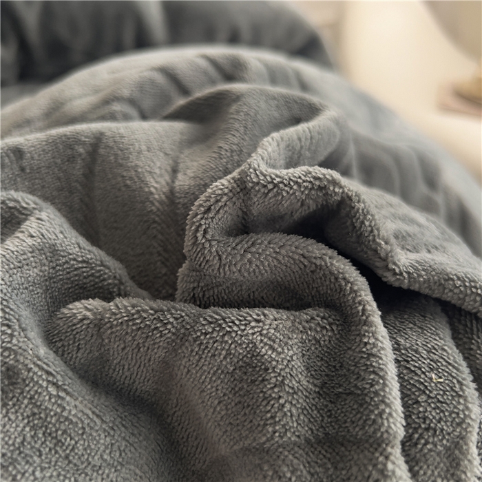 91家纺网 家纺一手货源 找家纺 十个点家纺 2024新款牛奶绒夹棉床盖四件套-唯美系列 唯美-深灰