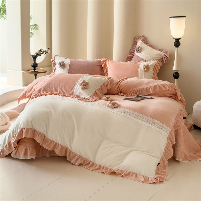 91家纺网 家纺一手货源 找家纺 （总）佰织鑫家居 2024秋冬新款高克重全消光牛奶绒床盖款四件套爱丽丝系列