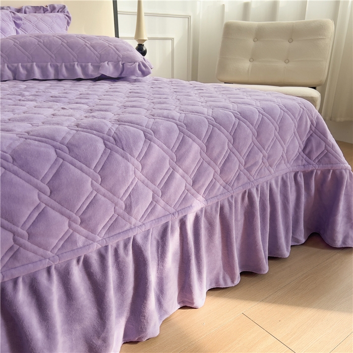 91家纺网 家纺一手货源 找家纺 十个点家纺 2024新款牛奶绒夹棉床盖三件套-唯美系列 唯美-樱紫