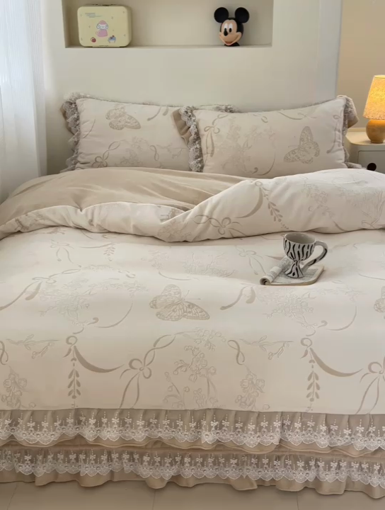 91家纺网 家纺一手货源 找家纺 （总）淑女公社家纺 2024秋冬新款提花牛奶绒床盖款四件套