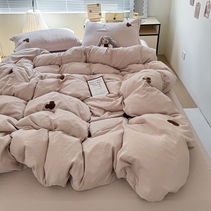 91家纺网 家纺一手货源 找家纺 布可家纺 2025新款水洗棉毛巾绣四件套 米奇-卡其