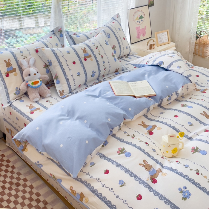 91家纺网 家纺一手货源 找家纺 春雨家居 2024新款全棉喷气印花系列单被套 草莓花期