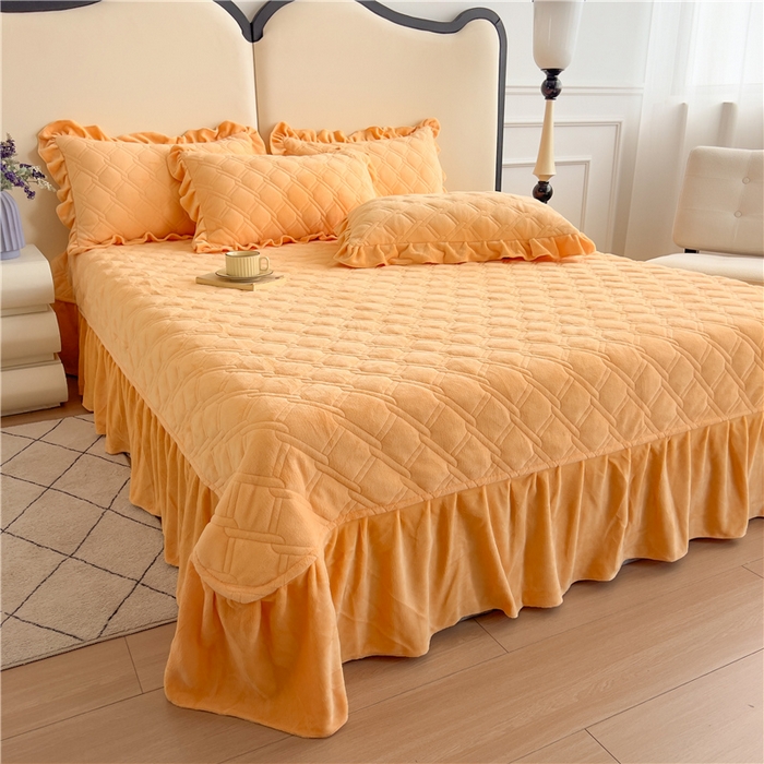 91家纺网 家纺一手货源 找家纺 十个点家纺 2024新款牛奶绒夹棉床盖三件套-唯美系列 唯美-秋桔