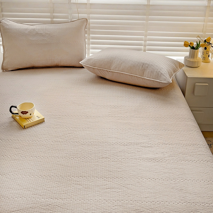 91家纺网 家纺一手货源 找家纺 羽爱家纺 2024新款双面纯色全棉水洗床盖 香槟色