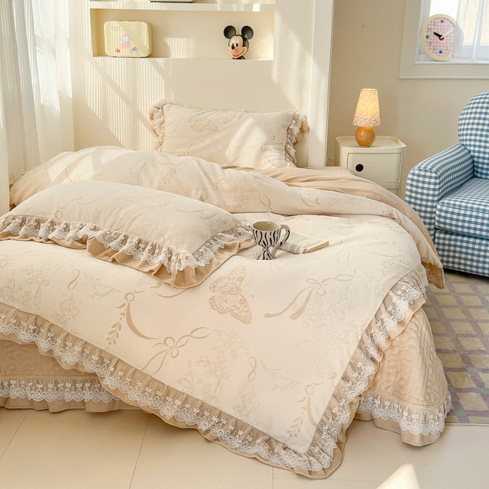 91家纺网 家纺一手货源 找家纺 （总）淑女公社家纺 2024秋冬新款提花牛奶绒床盖款四件套