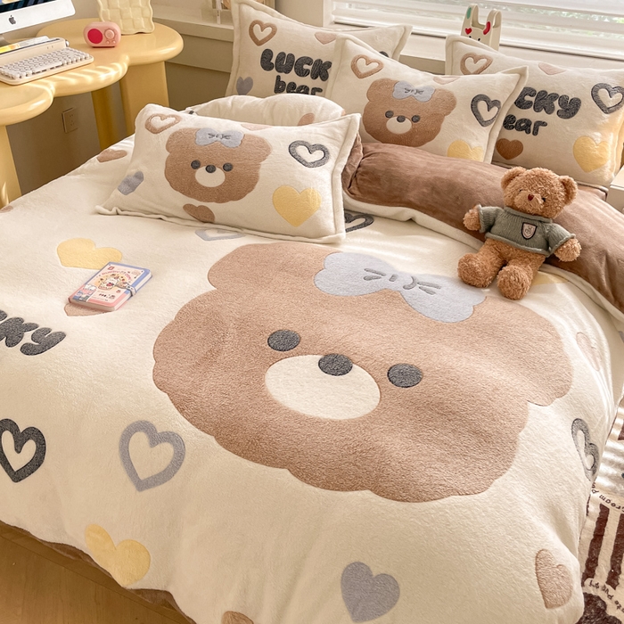 91家纺网 家纺一手货源 找家纺 川悦生活 2024新款大版雪花绒四件套-风格二 好运熊宝