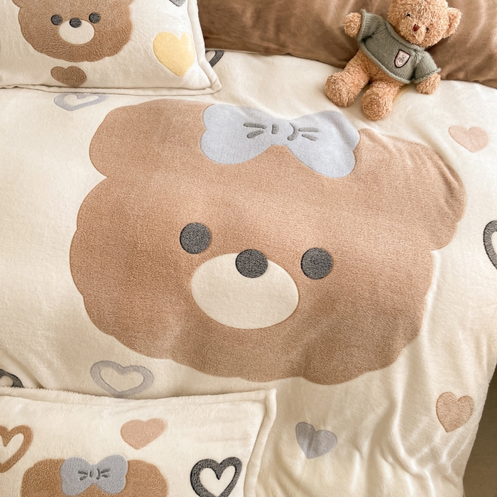 91家纺网 家纺一手货源 找家纺 川悦生活 2024新款大版雪花绒四件套-风格二 好运熊宝