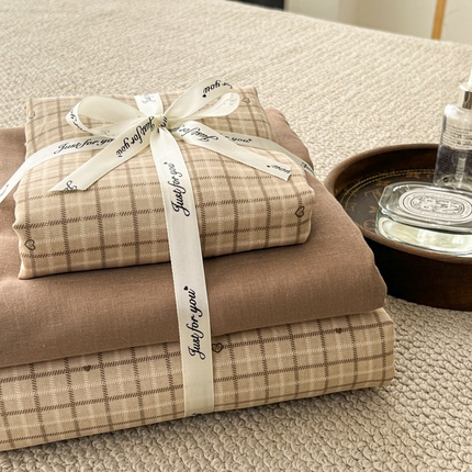 91家纺网 家纺一手货源 找家纺 （总）一比一家纺 2025新款全棉母婴级抗菌有氧全棉双层纱亲肤全棉小清新印花三件套四件套