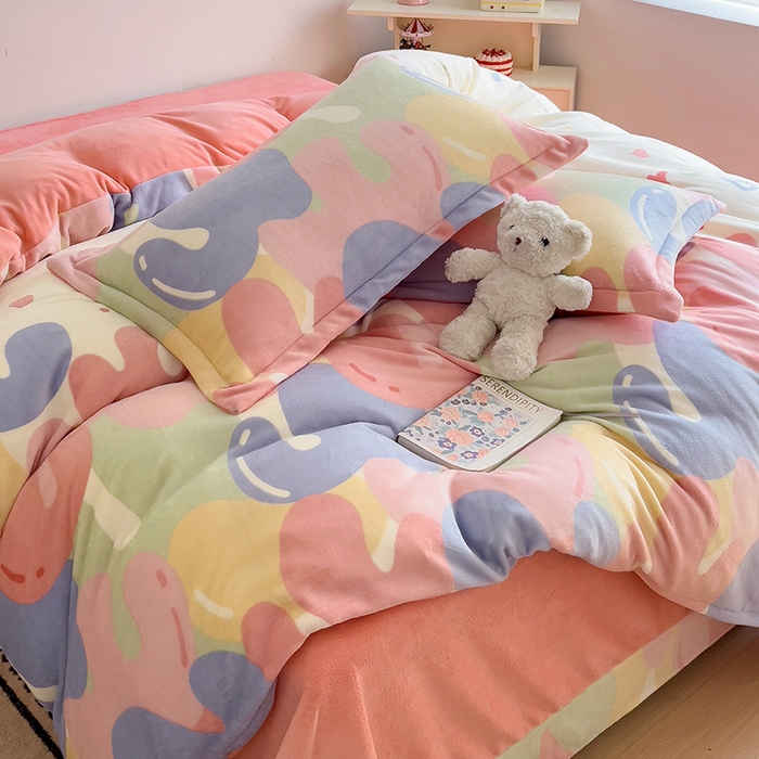 91家纺网 家纺一手货源 找家纺 乐童家纺 2024新款跑量款牛奶绒床裙四件套 微笑冰激淋