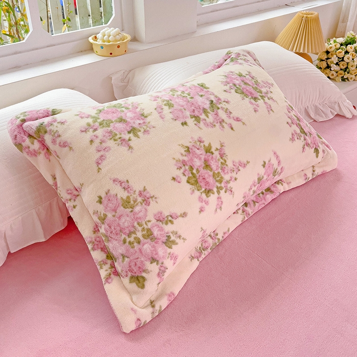 91家纺网 家纺一手货源 找家纺 乐童家纺 2024新款跑量款牛奶绒床裙四件套 花影粉