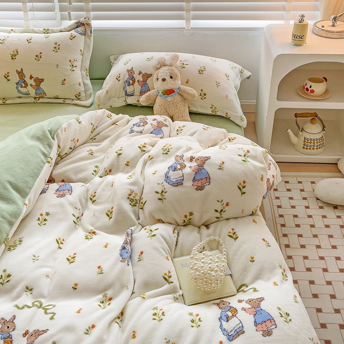 91家纺网 家纺一手货源 找家纺 乐童家纺 2024新款跑量款牛奶绒床裙四件套 你好彼得