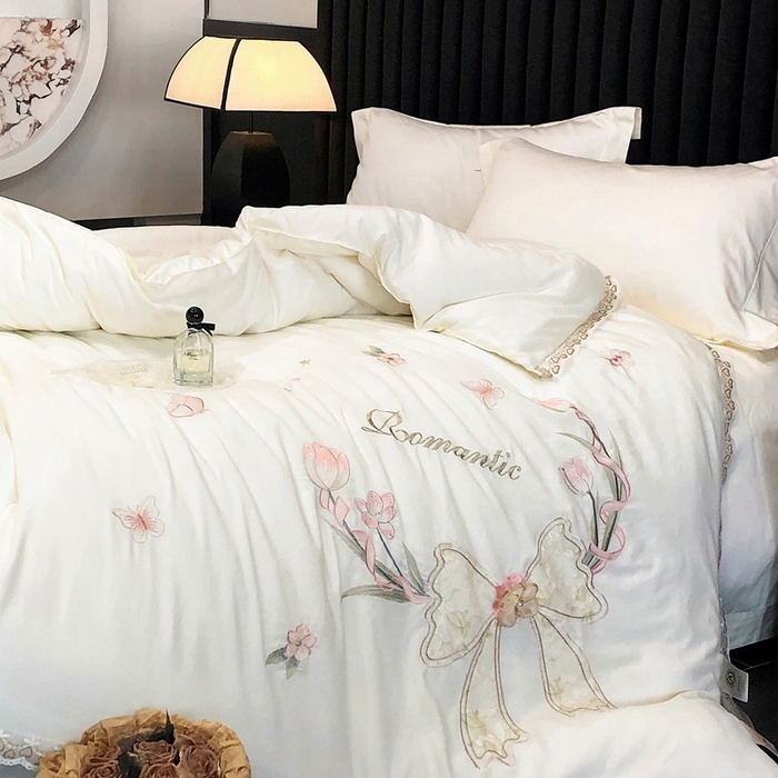 91家纺网 家纺一手货源 找家纺 （总）宅家居 2024新款法式刺绣手工立体钉珠款蚕蛹蛋白冬被芯-花仙子