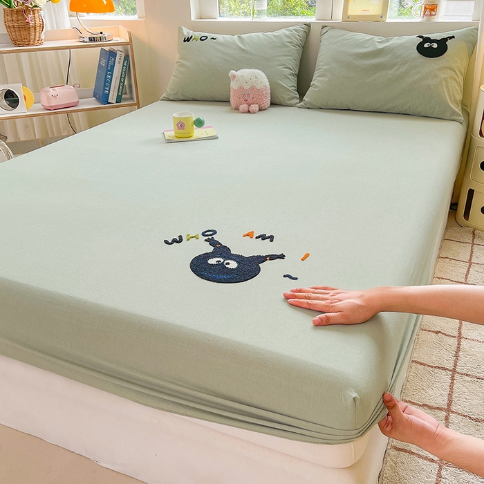 91家纺网 家纺一手货源 找家纺 3C 2024新款全棉色织水洗棉可爱毛巾绣床笠 黑乖乖-绿