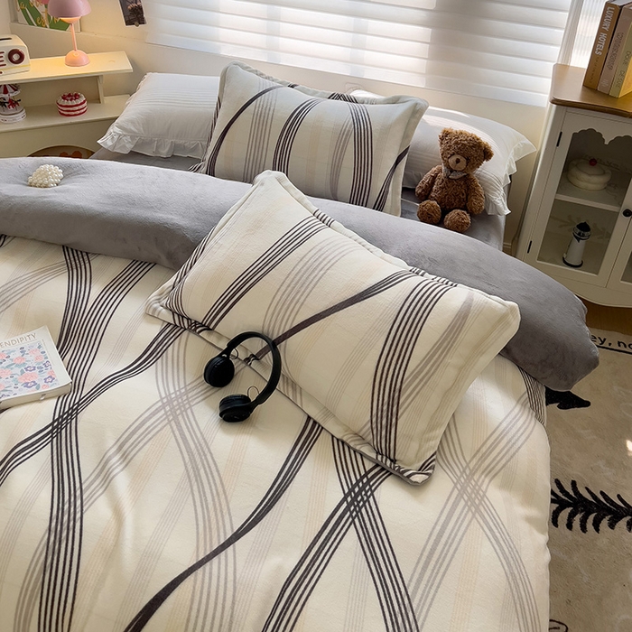 91家纺网 家纺一手货源 找家纺 乐童家纺 2024新款跑量款牛奶绒床裙四件套 波浪