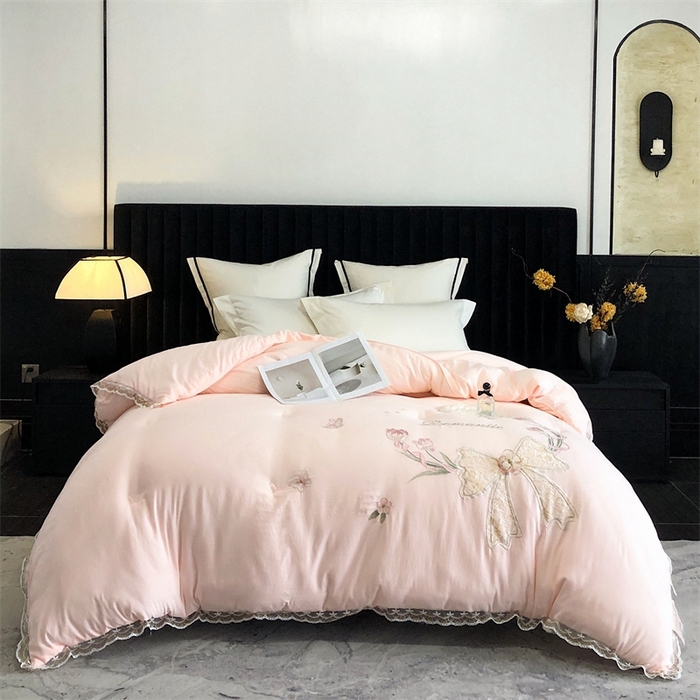 91家纺网 家纺一手货源 找家纺 宅家居 2024新款法式刺绣手工立体钉珠款蚕蛹蛋白冬被芯-花仙子 花仙子-粉色