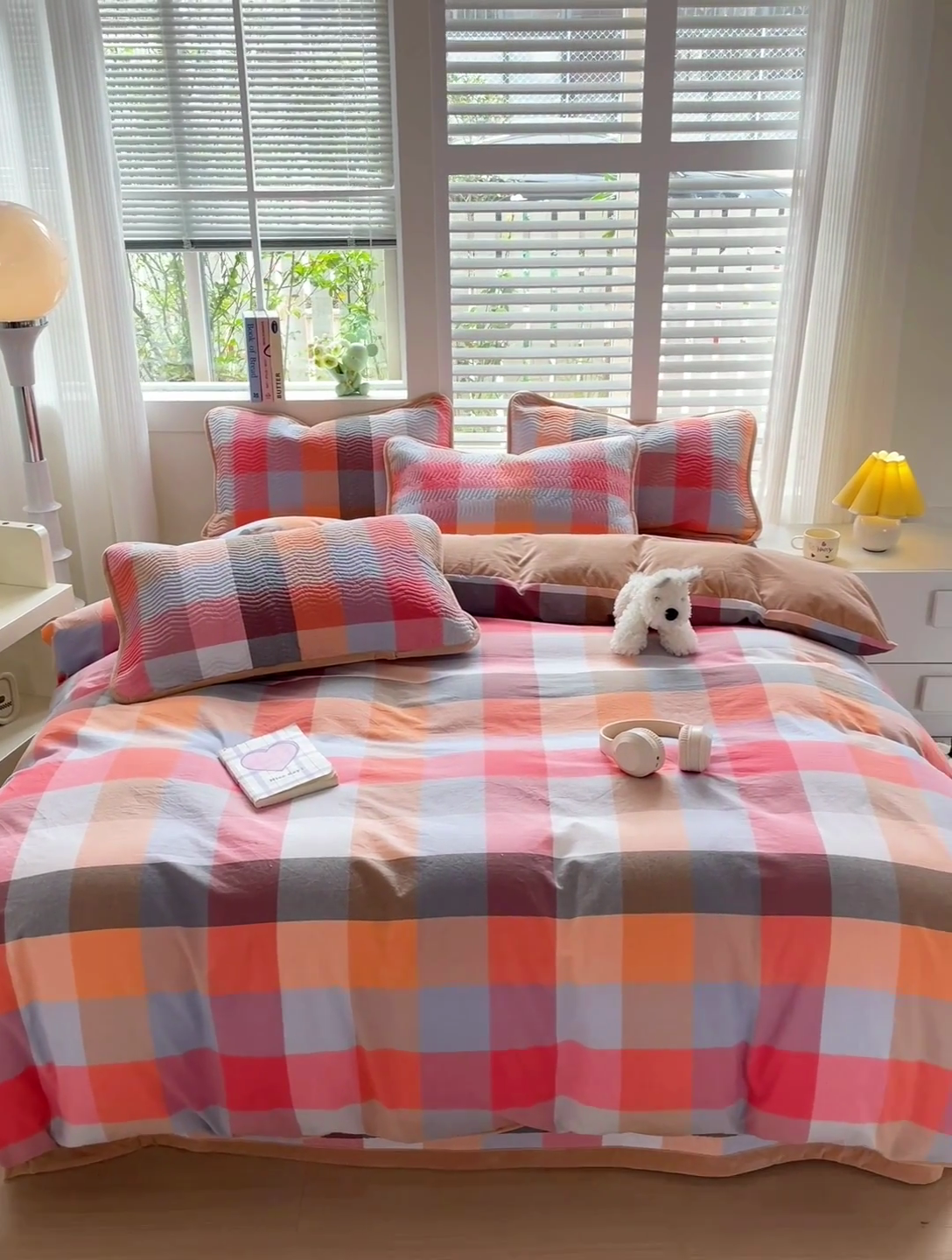 91家纺网 家纺一手货源 找家纺 羽爱家纺 2024新款全棉色织水洗宝宝绒床盖四件套 五光十色