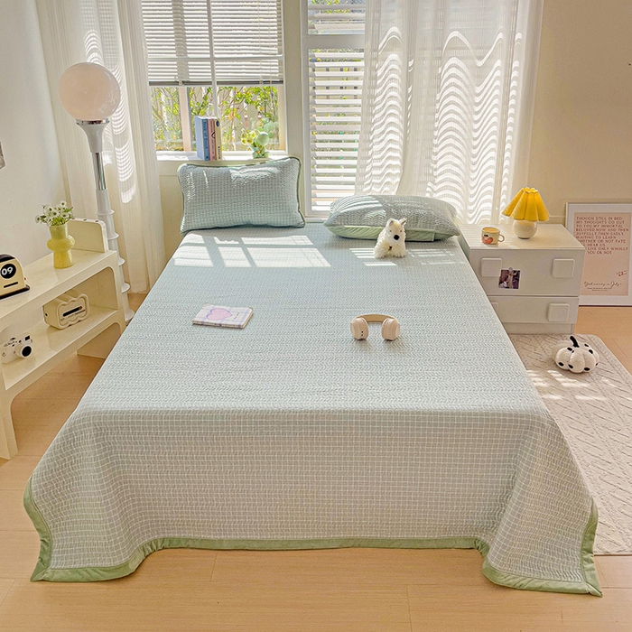 91家纺网 家纺一手货源 找家纺 羽爱家纺 2024新款全棉色织水洗宝宝绒床盖三件套 绿色心情