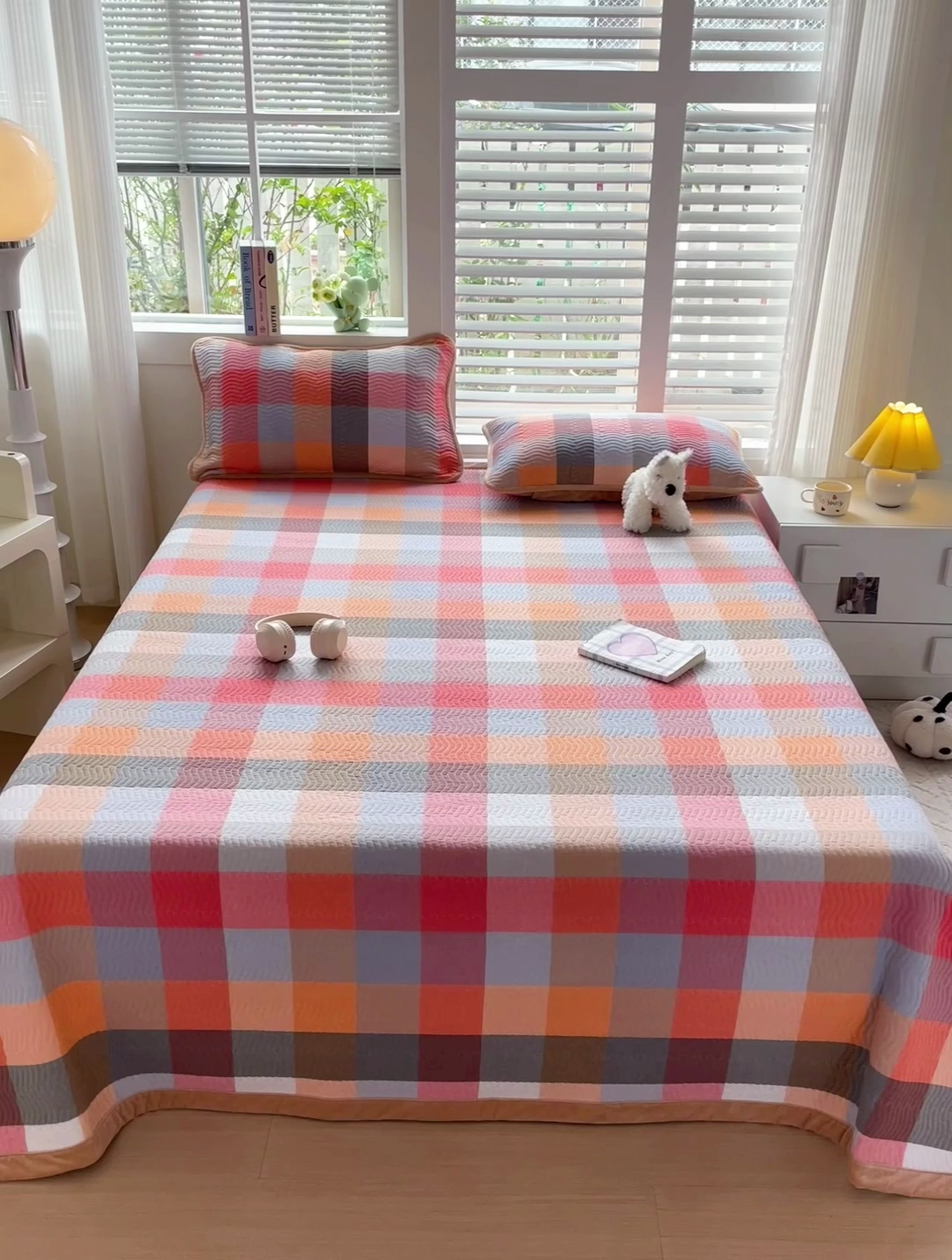 91家纺网 家纺一手货源 找家纺 羽爱家纺 2024新款全棉色织水洗宝宝绒床盖三件套 五光十色