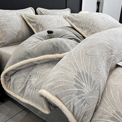 91家纺网 家纺一手货源 找家纺 倾慕家纺 2024新款兔毛包边浮雕绒套件单被套 兔毛包边清雅灰