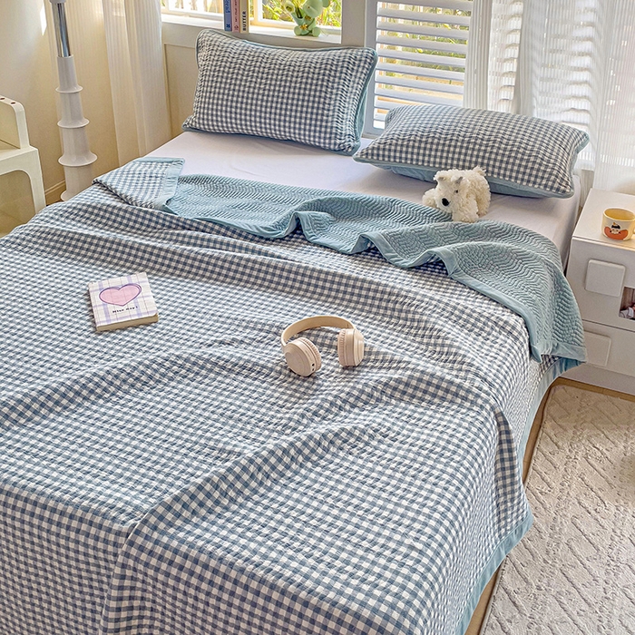 91家纺网 家纺一手货源 找家纺 羽爱家纺 2024新款全棉色织水洗宝宝绒床盖三件套 君子兰