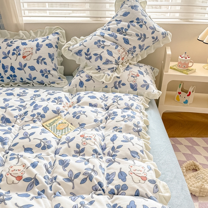 91家纺网 家纺一手货源 找家纺 典曼家纺 2024新款A类韩版牛奶绒四件套 快乐熊