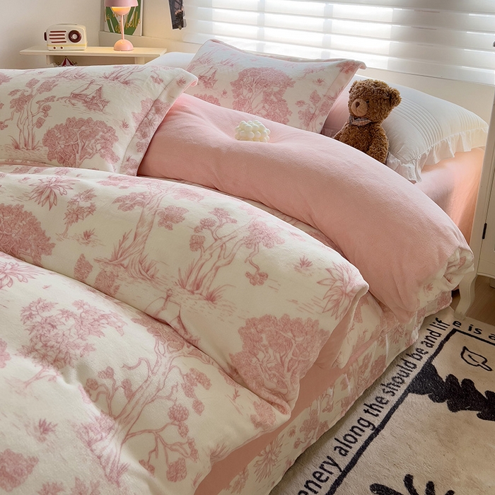 91家纺网 家纺一手货源 找家纺 乐童家纺 2024新款跑量款牛奶绒床裙四件套 花舞漫漫