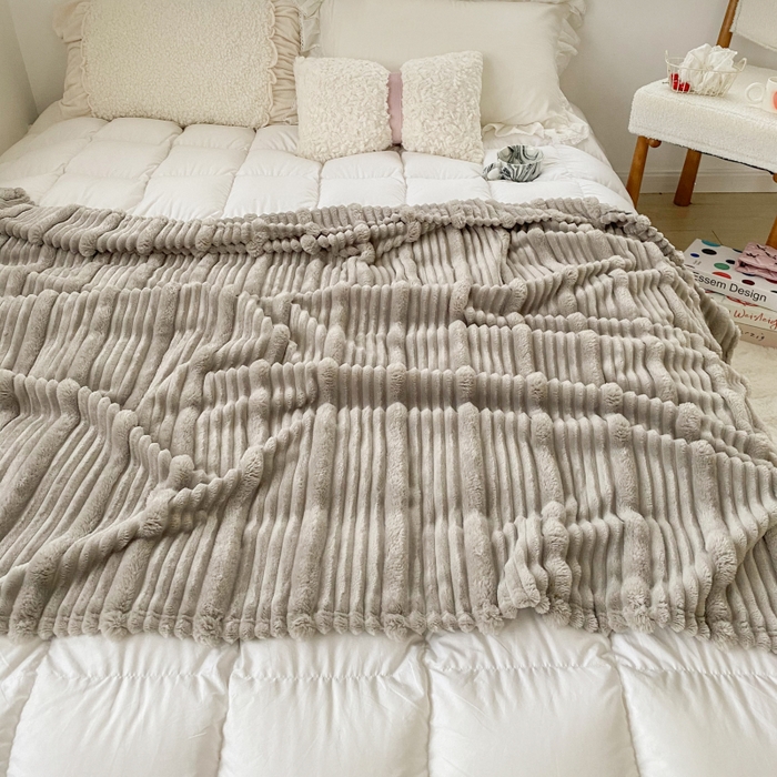 91家纺网 家纺一手货源 找家纺 潮邦创意家居 2025新款澳密绒双面加厚毯毛毯盖毯 澳密绒-灰咖