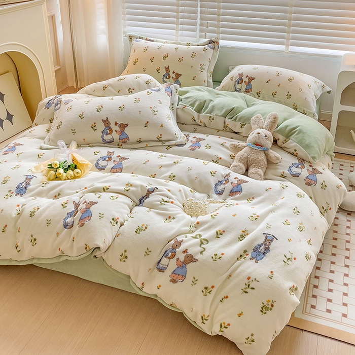 91家纺网 家纺一手货源 找家纺 乐童家纺 2024新款跑量款牛奶绒床裙四件套 你好彼得