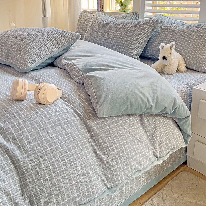 91家纺网 家纺一手货源 找家纺 羽爱家纺 2024新款全棉色织水洗宝宝绒床盖四件套 兰香谷