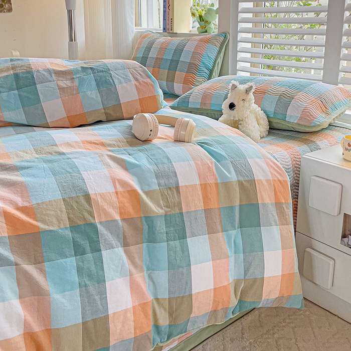 91家纺网 家纺一手货源 找家纺 羽爱家纺 2024新款全棉色织水洗宝宝绒床盖四件套 桔小格