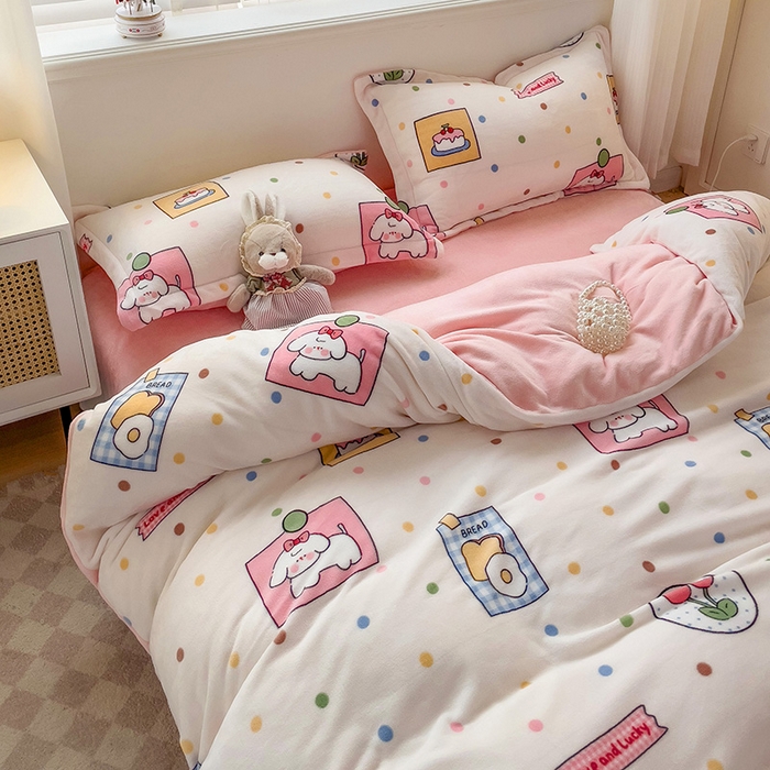 91家纺网 家纺一手货源 找家纺 乐童家纺 2024新款跑量款牛奶绒床裙四件套 活力宝贝