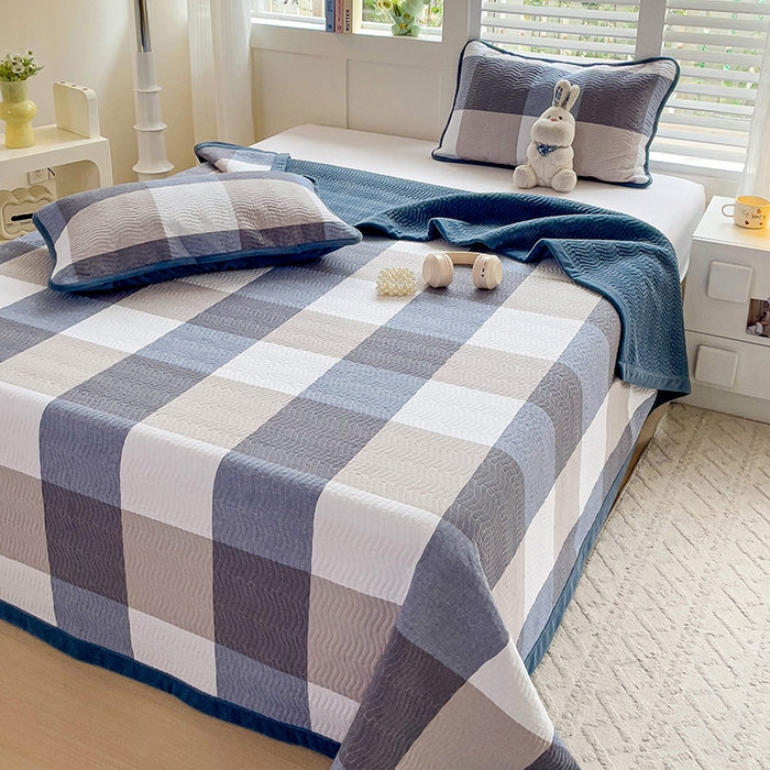 91家纺网 家纺一手货源 找家纺 羽爱家纺 2024新款全棉色织水洗宝宝绒床盖三件套 沁兰