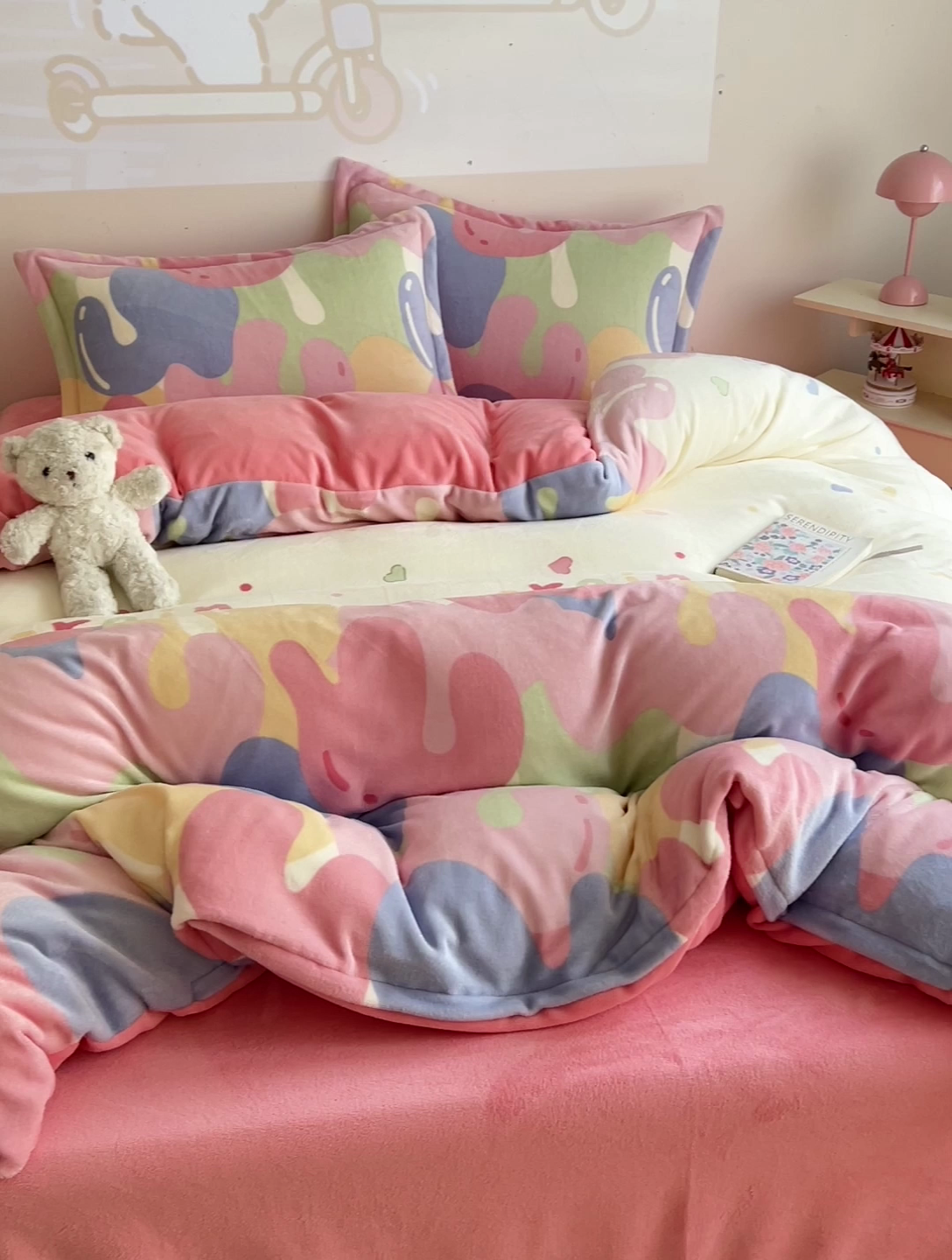 91家纺网 家纺一手货源 找家纺 乐童家纺 2024新款跑量款牛奶绒床裙四件套 微笑冰激淋