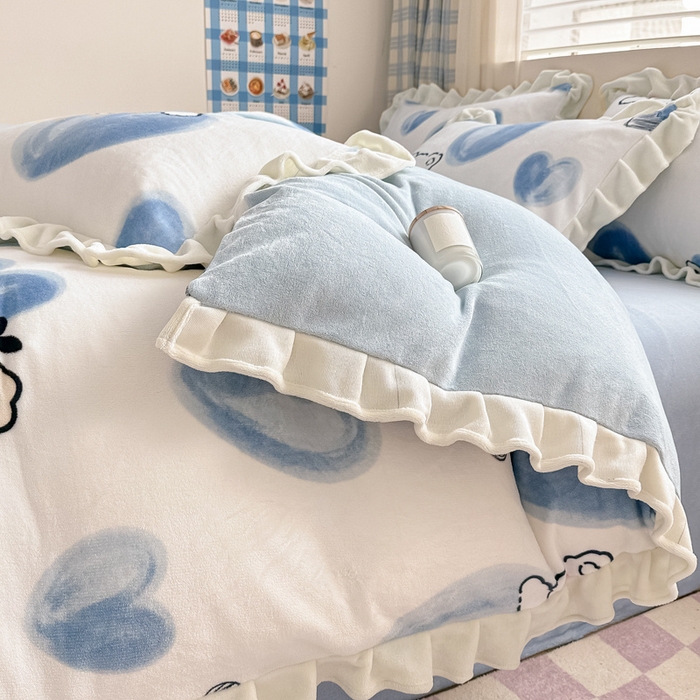 91家纺网 家纺一手货源 找家纺 典曼家纺 2024新款A类韩版牛奶绒四件套 可爱熊