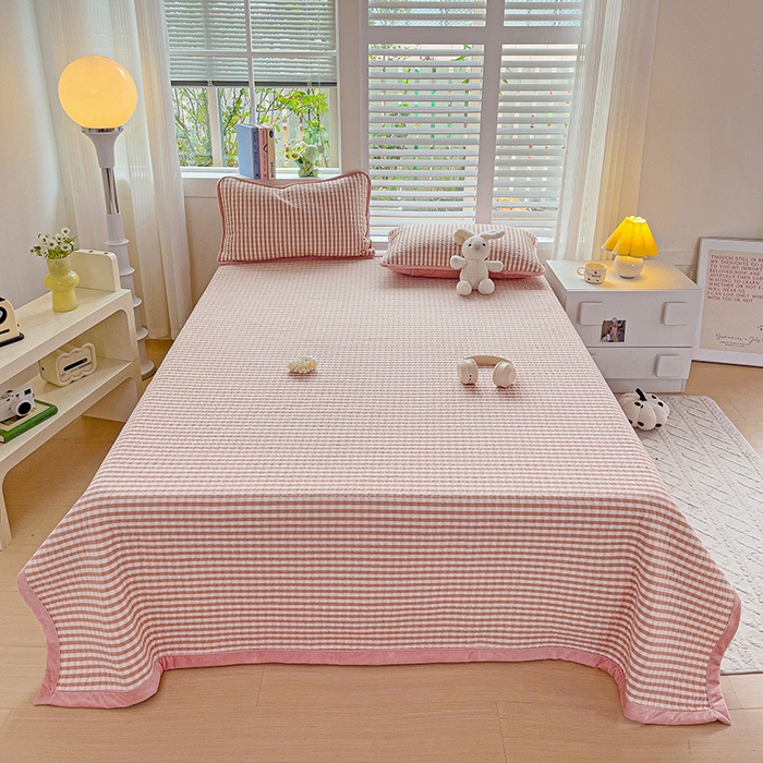 91家纺网 家纺一手货源 找家纺 羽爱家纺 2024新款全棉色织水洗宝宝绒床盖三件套 玉格格