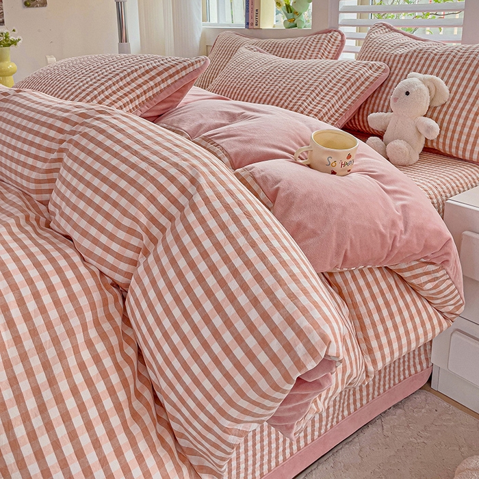 91家纺网 家纺一手货源 找家纺 羽爱家纺 2024新款全棉色织水洗宝宝绒床盖四件套 玉格格