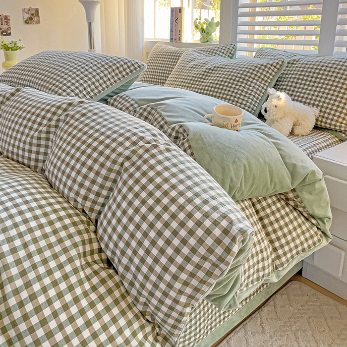 91家纺网 家纺一手货源 找家纺 羽爱家纺 2024新款全棉色织水洗宝宝绒床盖四件套 绿意盎然