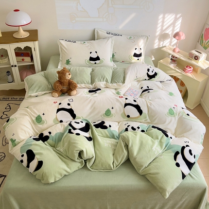 91家纺网 家纺一手货源 找家纺 乐童家纺 2024新款跑量款牛奶绒床裙四件套 熊猫之家
