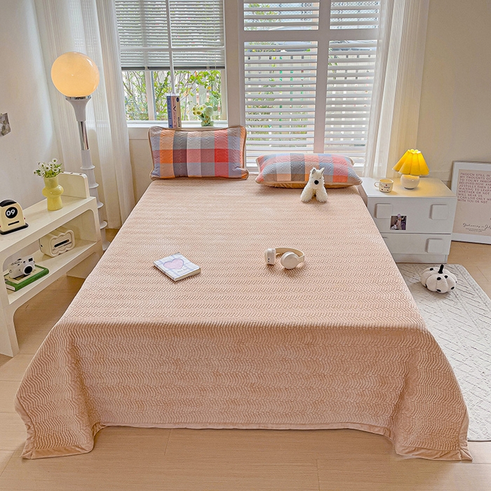 91家纺网 家纺一手货源 找家纺 羽爱家纺 2024新款全棉色织水洗宝宝绒床盖四件套 五光十色