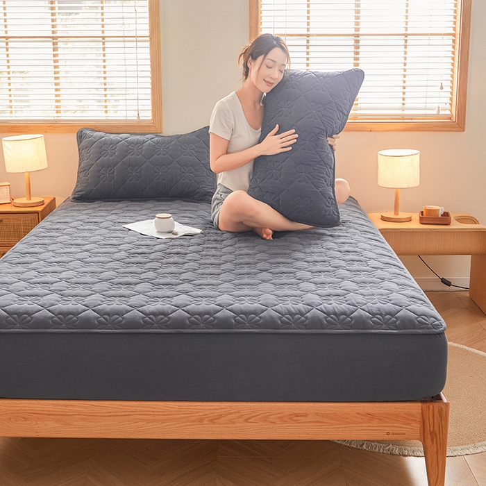 91家纺网 家纺一手货源 找家纺 3C 2024新款全棉水洗棉夹棉床笠-浅语系列 浅语-黛灰